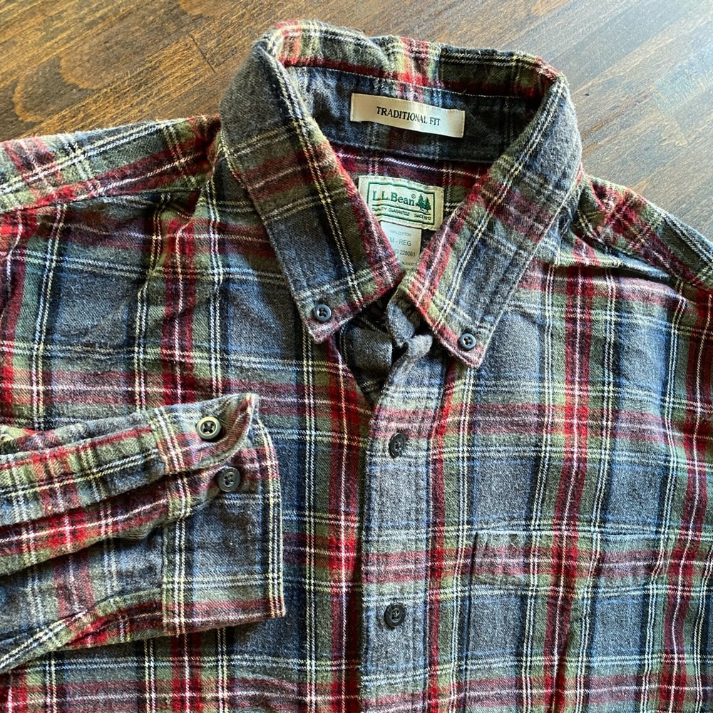 LL Bean Shirt Men M Red Scotch Plaid Flannel Button Down Checker Traditional